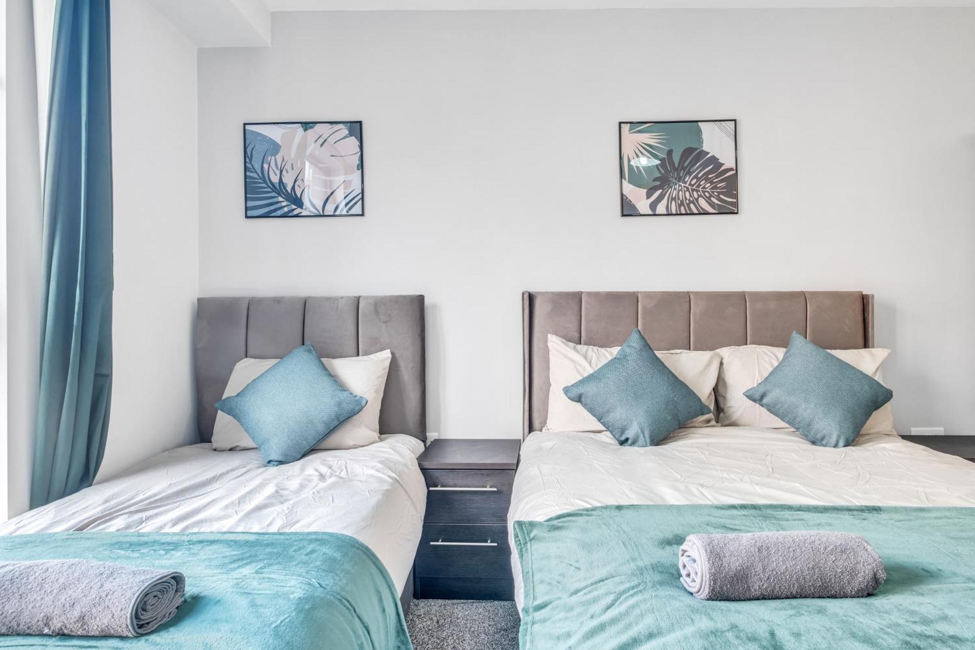 City Centre Emerald Escape - Sleeps-6, 2Beds & 2Baths , Netflix , Free Internet Birmingam Exterior foto